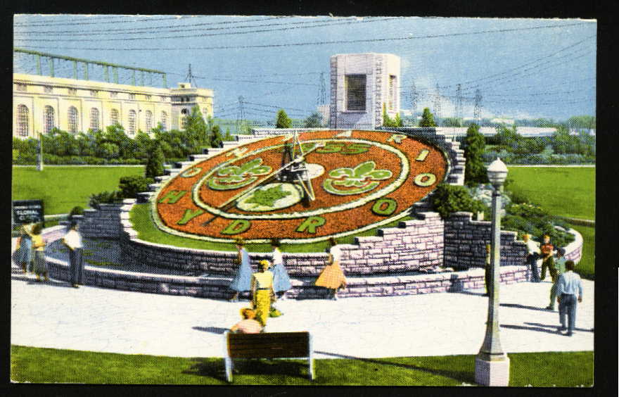 Postcard of the Niagara Floral Clock in 1955